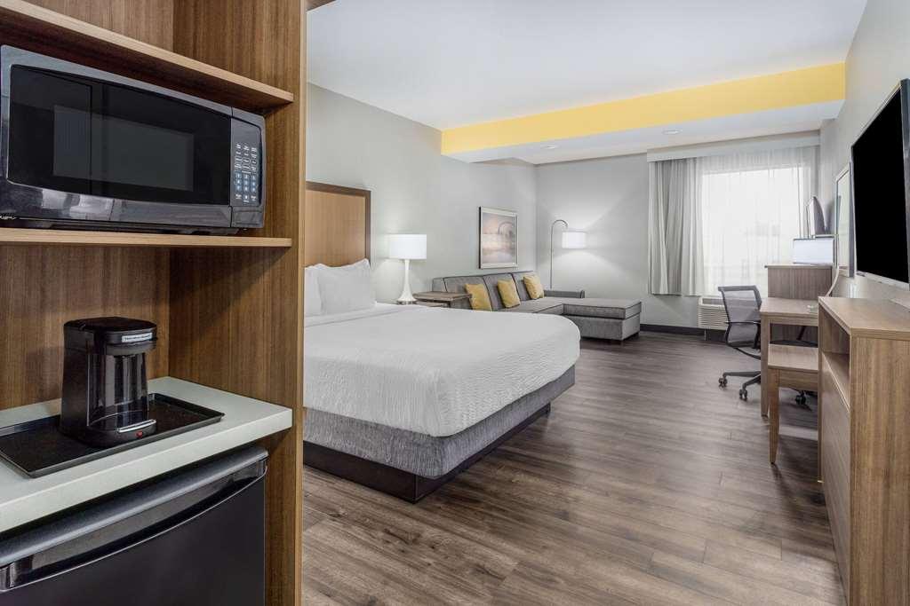La Quinta Inn & Suites By Wyndham Valdosta Quarto foto