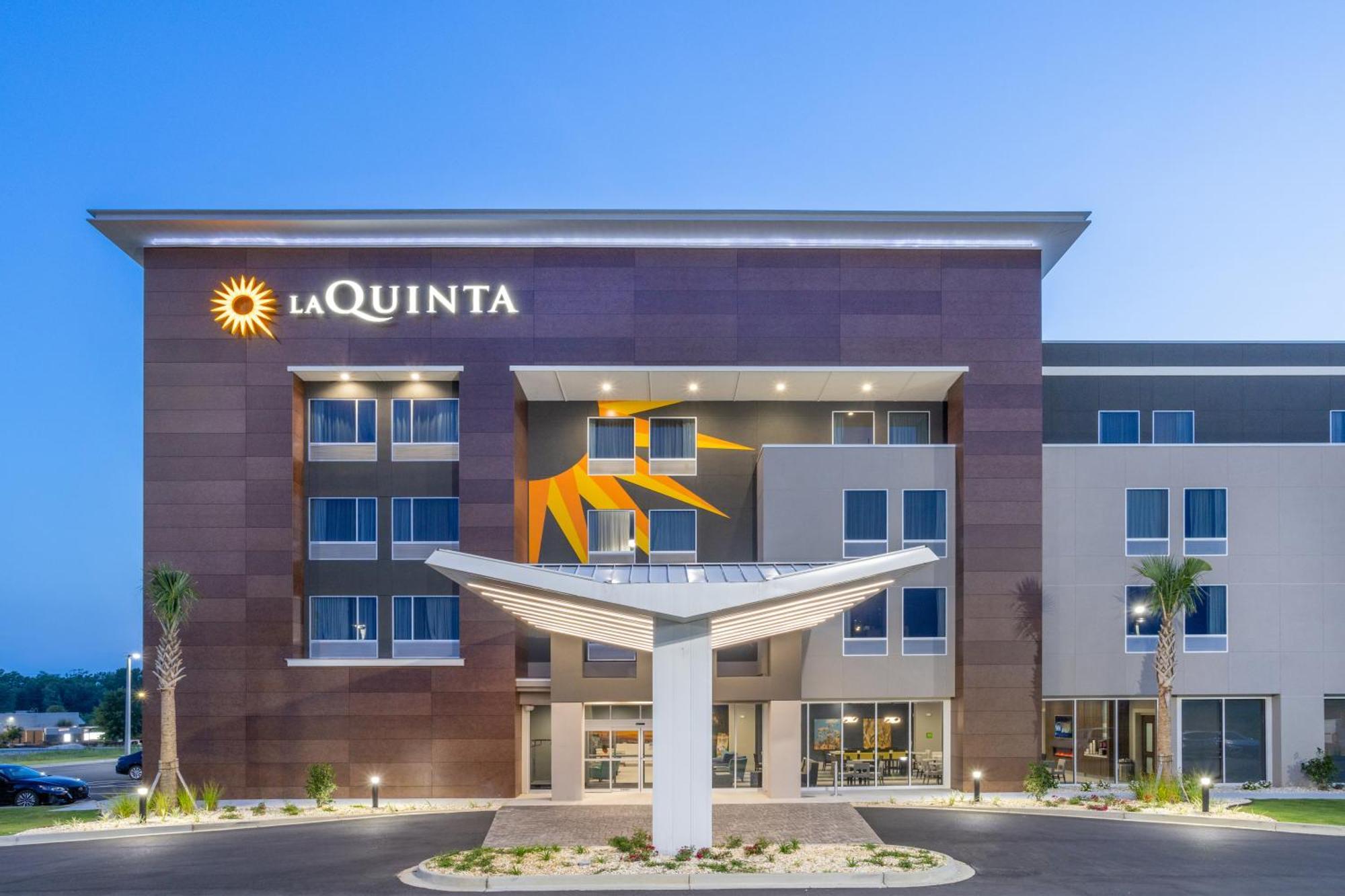 La Quinta Inn & Suites By Wyndham Valdosta Exterior foto